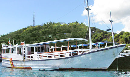 Die Bauweise und Größe der Boote in Labuan Bajo in sehr unterschiedlich