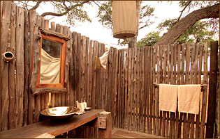 Shower Somlaisa Camp