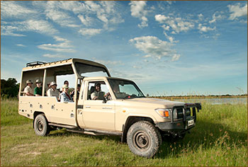 Allrad Jeep auf unseren Afrika Safari Reisen 