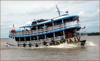 Schiffsreisen auf dem Amazonas