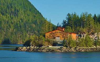 Lodge am Fjord und im Regenwald von Kanada
