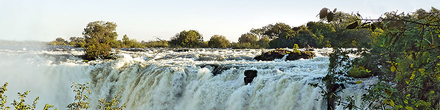 Ausflug zu den Wasserfällen in Livingstone