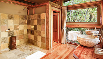 Exklusives Badezimmer des Camps