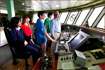 Besuch der Schiffsbrücke Sea Spirit