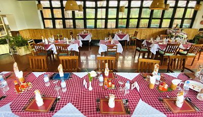 Restaurant der Mountain Gorilla View Lodge