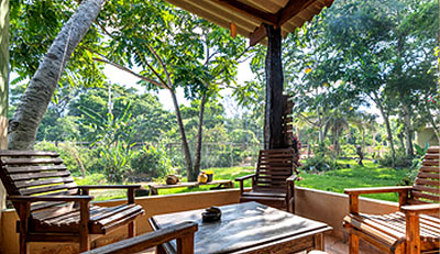 Terrasse mit Gartenblick